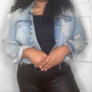 DISTRESSED, CROPPED JEAN JACKET